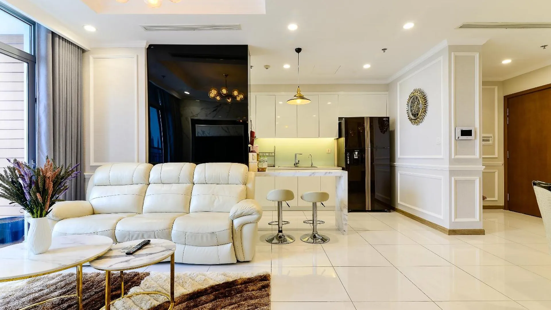 Vinhomes Residences Luxury Suite Ho Chi Minh City 4*,